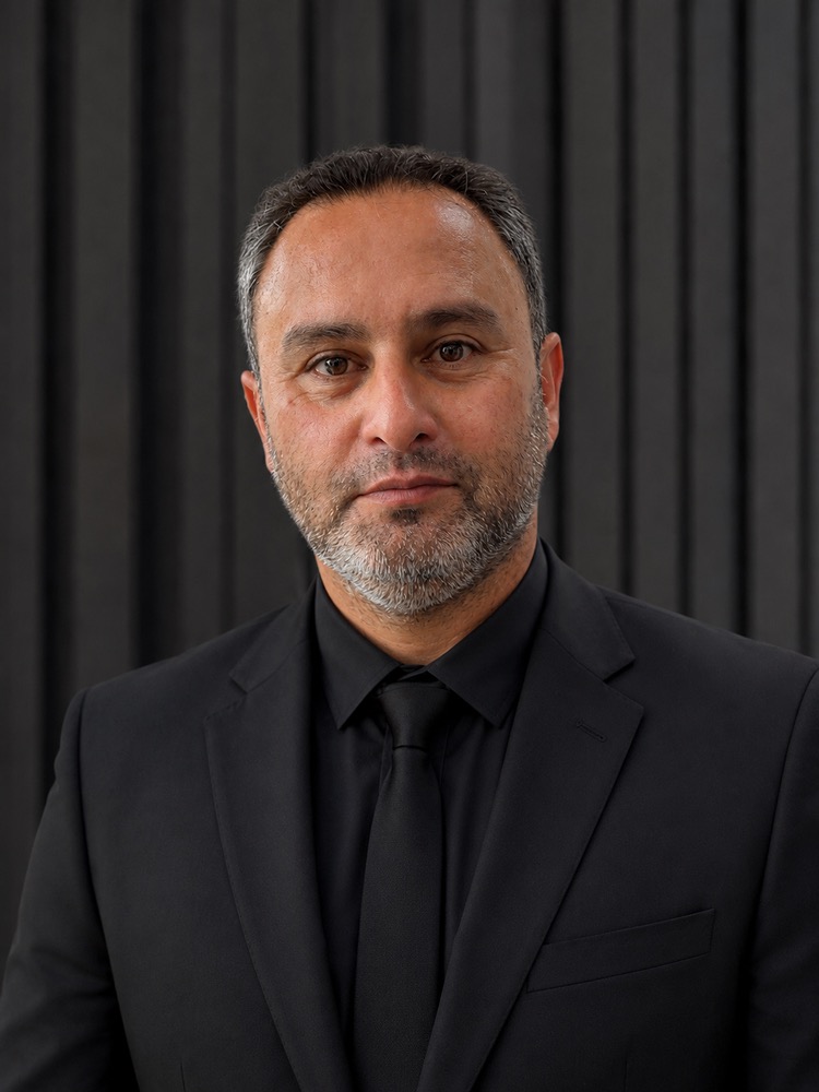 معین محمدی مدیر شعبه پردیسان پارک